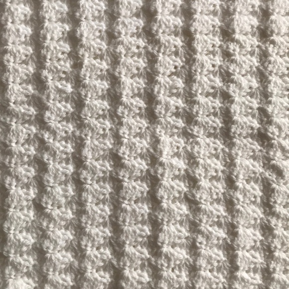 Handmade Crotchet Gender Neutral Baby Blanket - Picture 3 of 4